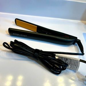 CHI Ceramic Hair Straightener